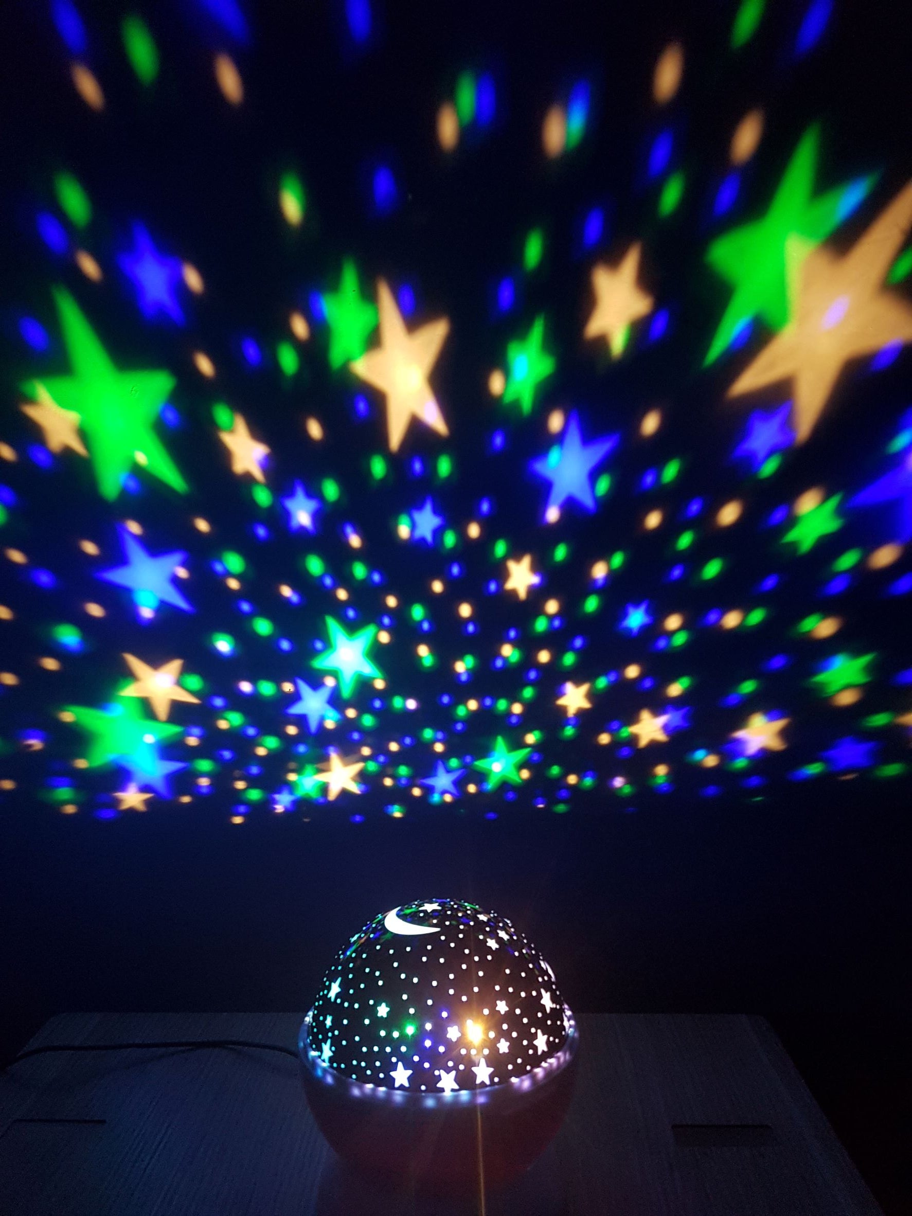 Led light deals star projector