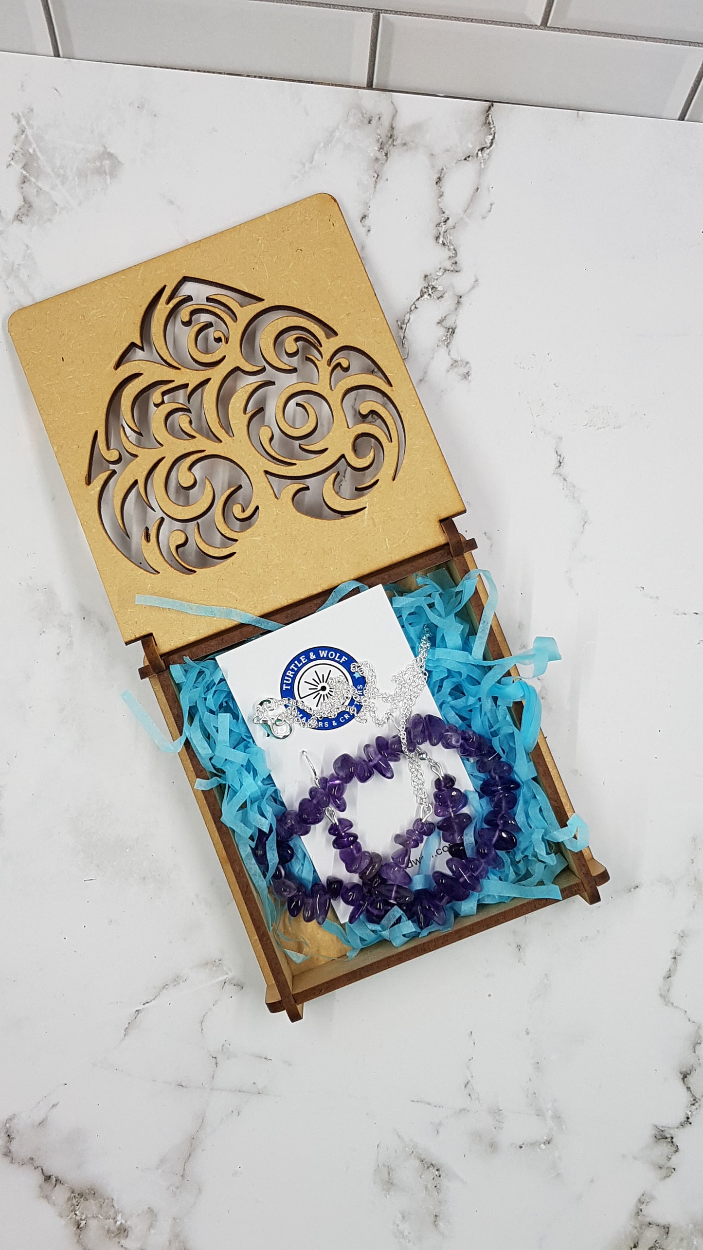 Amethyst Serenity Gift Pack: Unveil Tranquility and Balance!